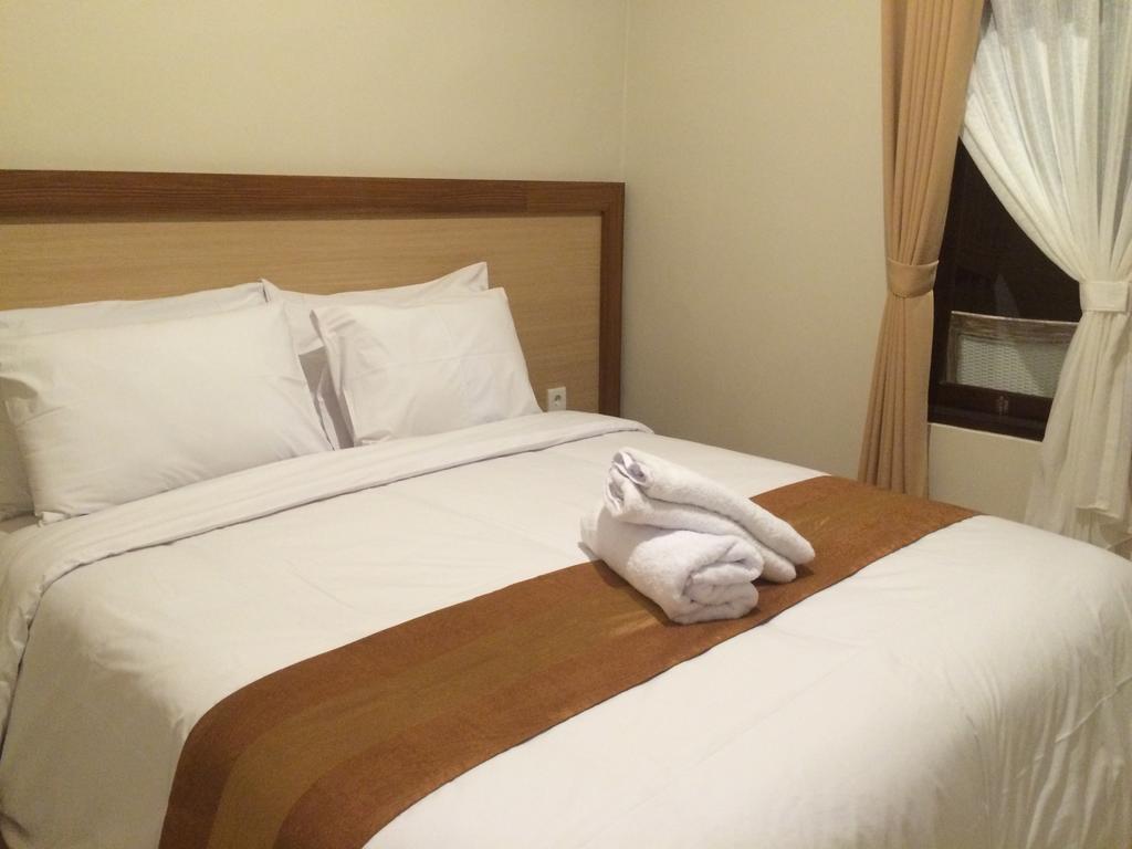 Buyan Homestay Sanur Esterno foto