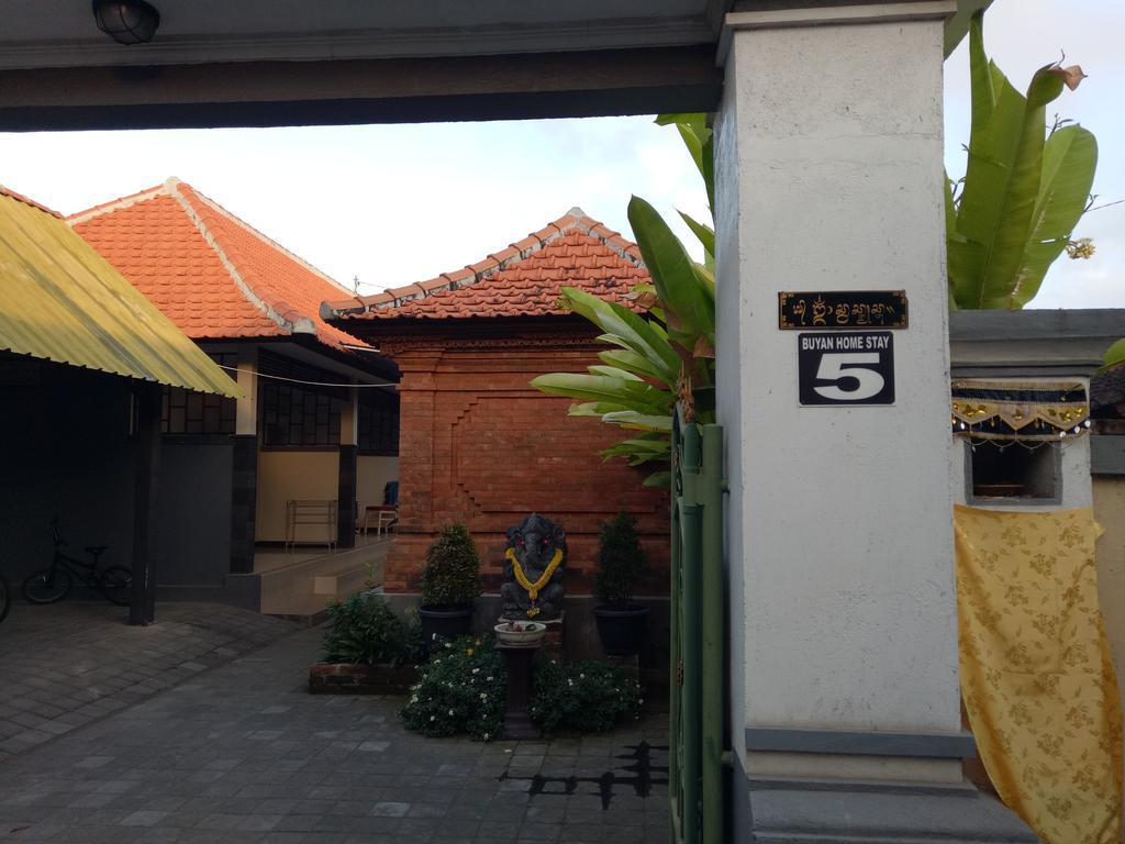 Buyan Homestay Sanur Esterno foto